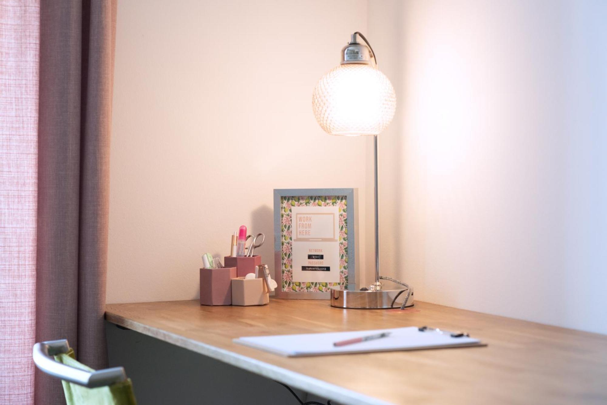 Kiwi Apartment Wina Bagian luar foto