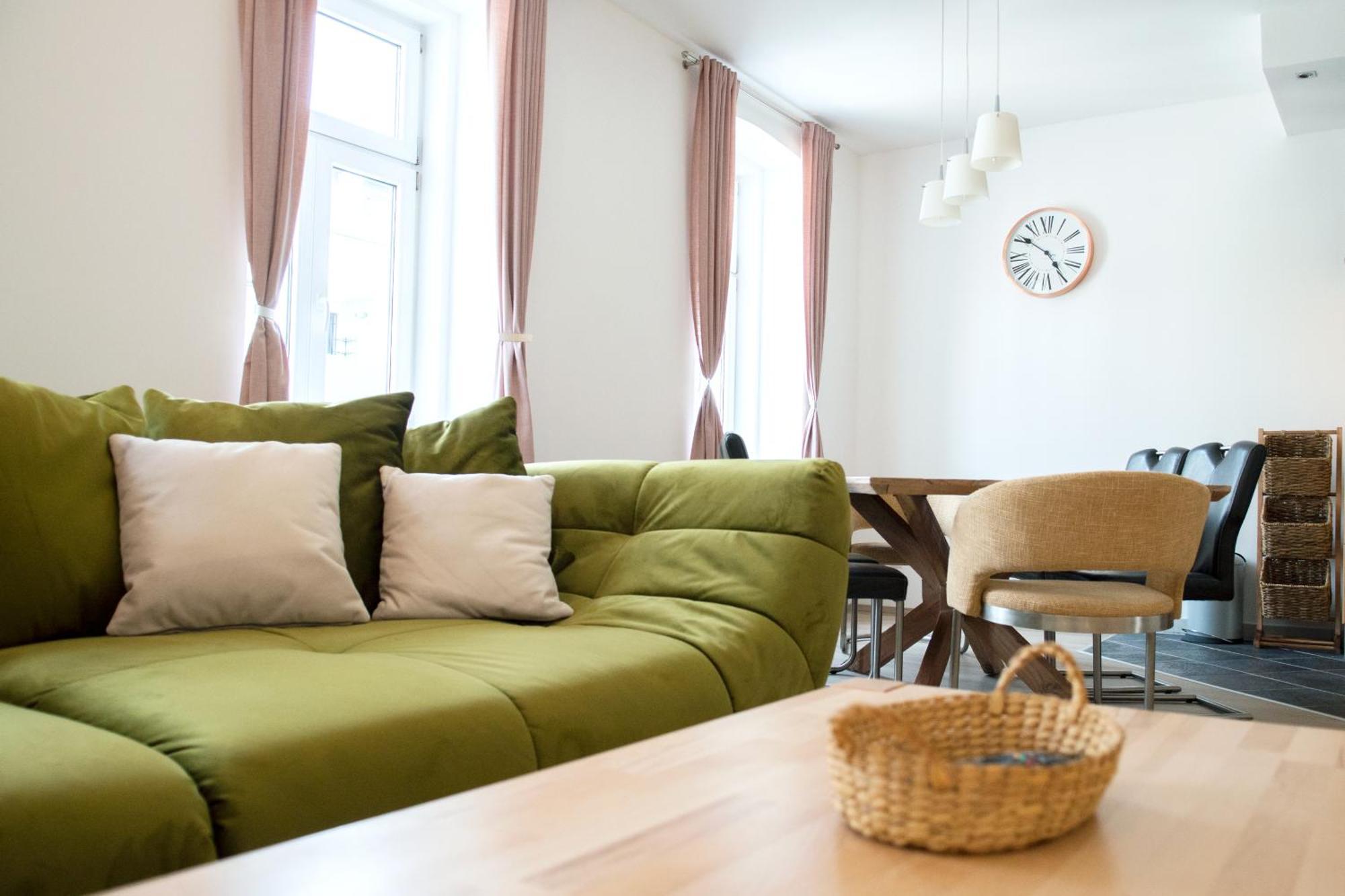 Kiwi Apartment Wina Bagian luar foto